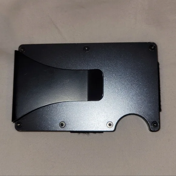 Slim metal card wallet - Picture 2 of 4